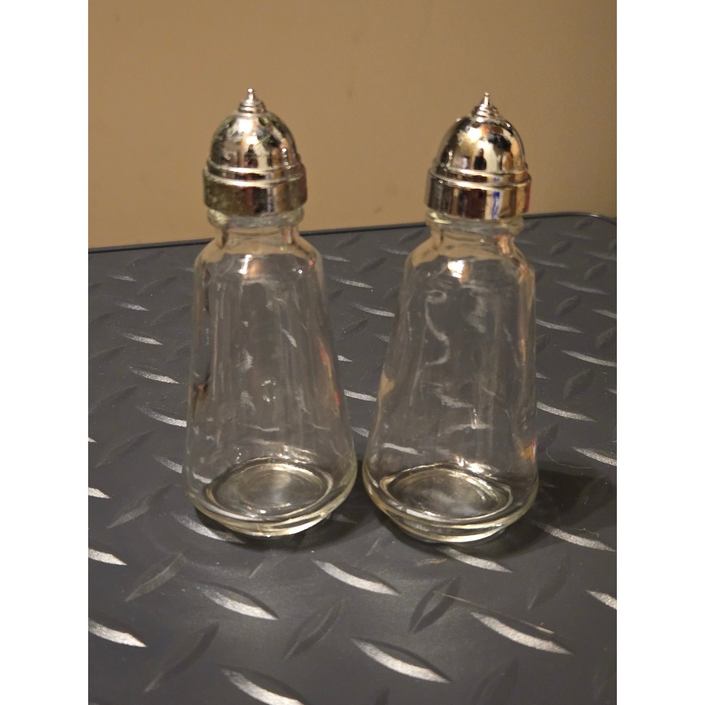 Vintage Glass Salt and Pepper Shakers Set Clear Paneled Silver Tone Lids Finial